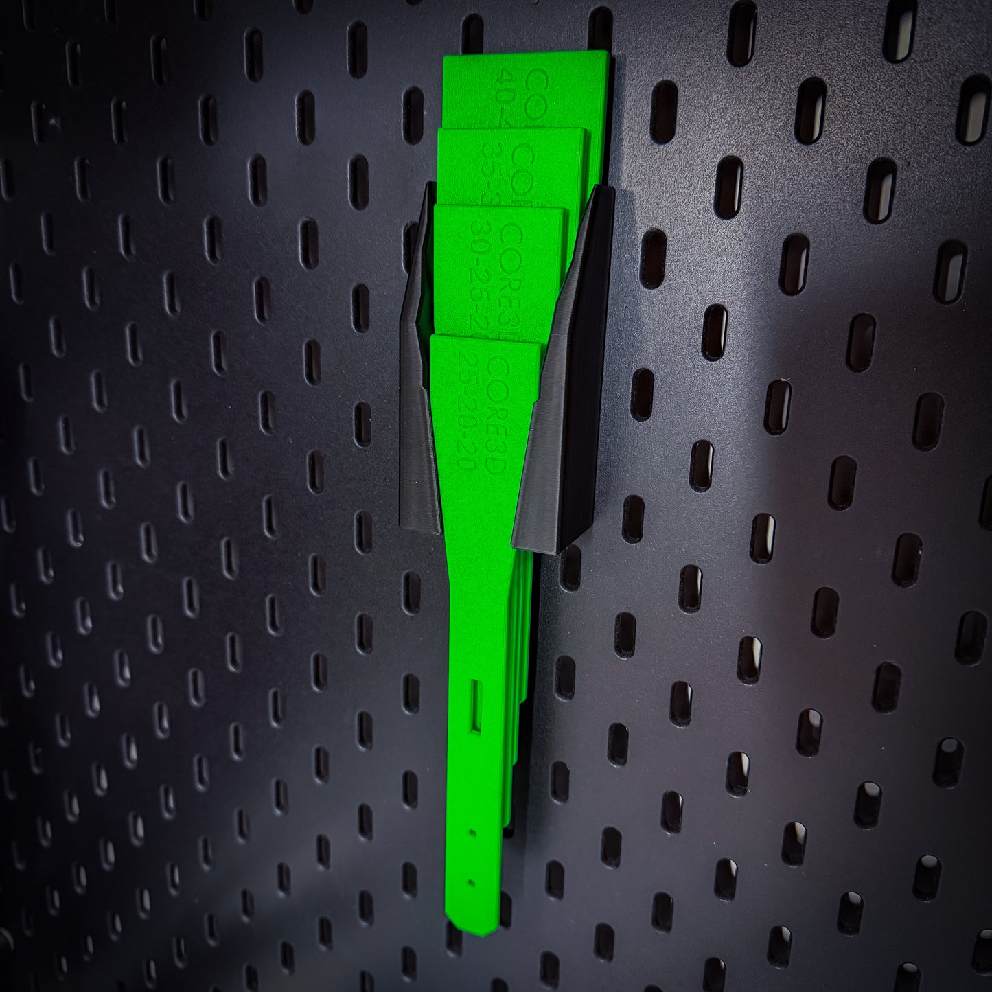 BUSINESS CUT ORGANIZER