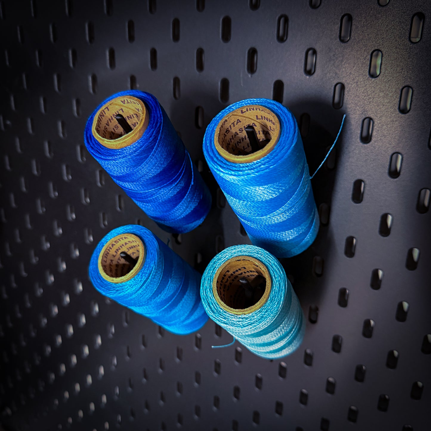 LINHASITA GARNROLLENHALTER