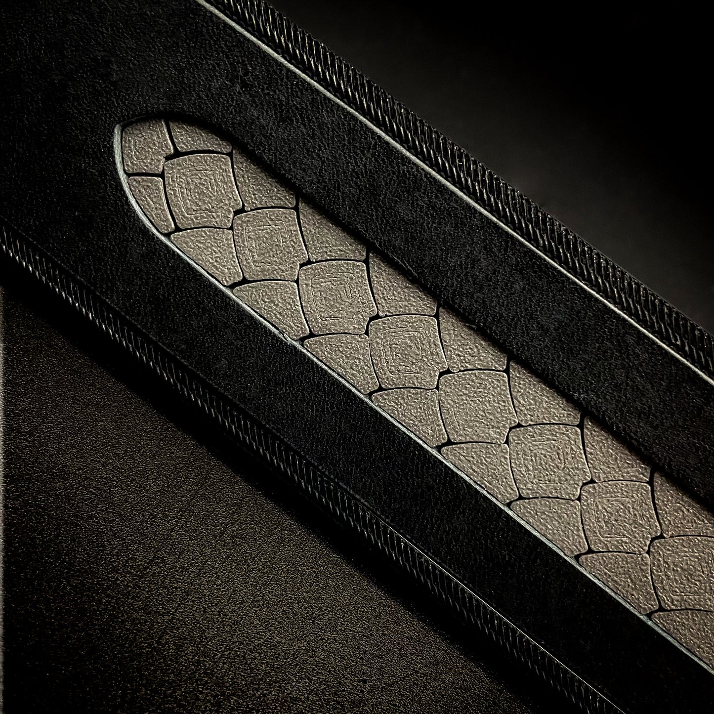 DRAGON SCALE INLAY