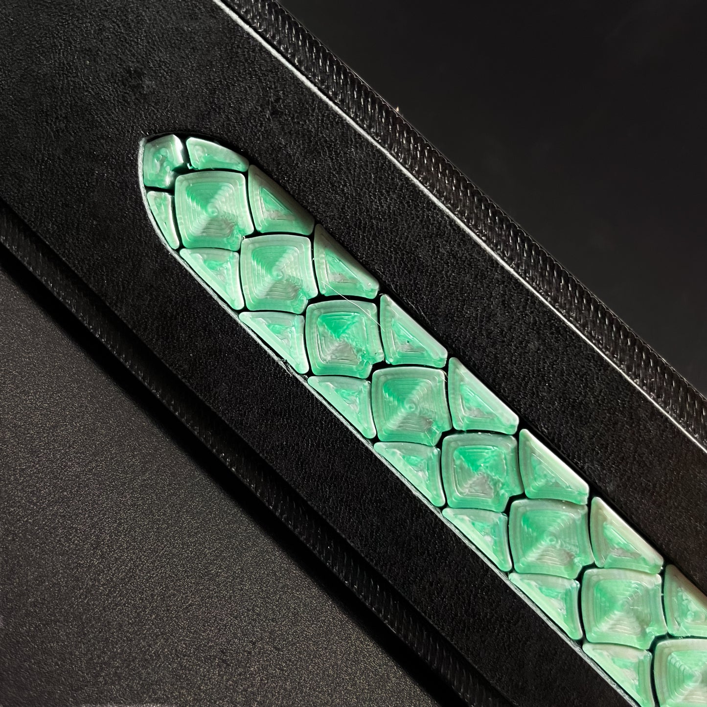 DRAGON SCALE INLAY